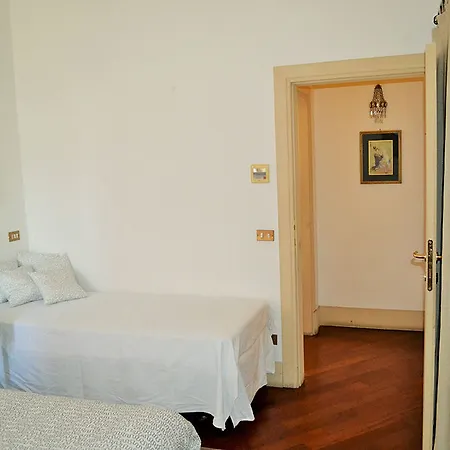 Dany Sweethouse 3* Μπέργκαμο